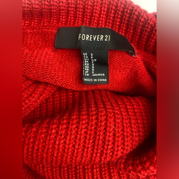 Forever 21 Red Cowlneck Long Sleeve Women’s Sweater Slim Fit Size Small - Picture 10 of 10